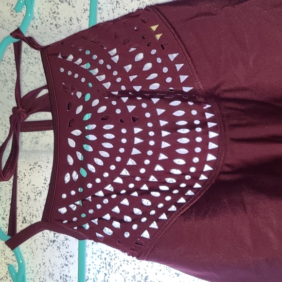 **NWOT** HALTER BATHING SUIT -  SIZE L - Picture 2 of 3